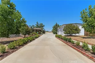 30808 Keller Rd, Menifee, CA 92596 - Photo 12
