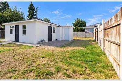 464 W 34th Street, San Bernardino, CA 92405 - Photo 8