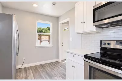 464 W 34th Street, San Bernardino, CA 92405 - Photo 4