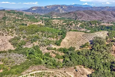 2 Via De Los Robles, Temecula, CA 92590 - Photo 2