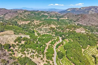 1 Via De Los Robles, Temecula, CA 92590 - Photo 2