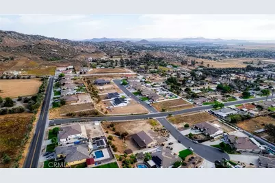 22275 Rosary Avenue, Nuevo, CA 92567 - Photo 2