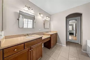 27657 Peppergrass Ct, Murrieta, CA 92562 - Photo 18