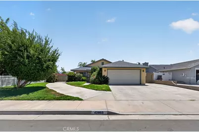 42869 Woodside Court, Hemet, CA 92544 - Photo 4