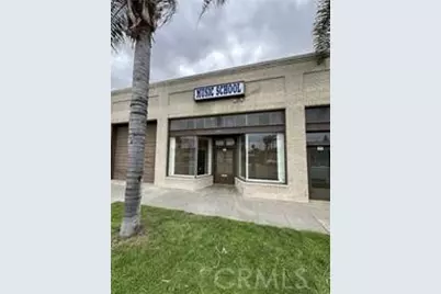 220 W Graham, Lake Elsinore, CA 92530 - Photo 2