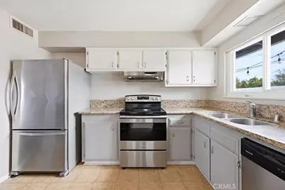 29010 Del Monte Drive, Menifee, CA 92586 - Photo 8