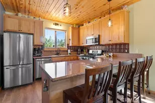 40272 Mahanoy Ln, Big Bear Lake, CA 92315 - Photo 4