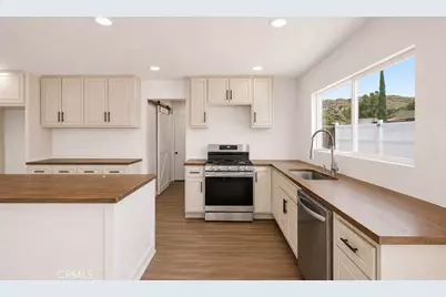 209 Southshore, Lake Elsinore, CA 92530 - Photo 10