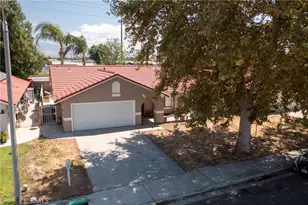 560 Boston St, Hemet, CA 92545 - Photo 26