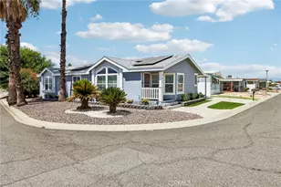 301 Camino Del Sol, Hemet, CA 92545 - Photo 2