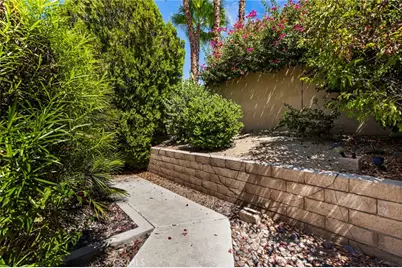 34 Shoreline Drive, Rancho Mirage, CA 92270 - Photo 40