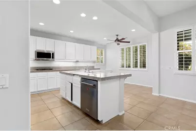 34 Shoreline Drive, Rancho Mirage, CA 92270 - Photo 8