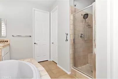 34 Shoreline Drive, Rancho Mirage, CA 92270 - Photo 20