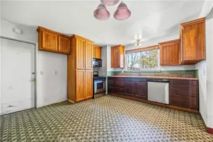 11273 Hesperia Rd, Hesperia, CA 92345 - Photo 8