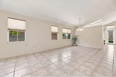 40465 Via Camposeco, Murrieta, CA 92562 - Photo 8