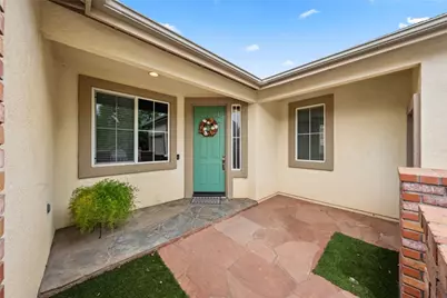 28712 Lantern Park Lane, Menifee, CA 92584 - Photo 2