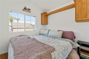 32000 Riverside Dr, Lake Elsinore, CA 92530 - Photo 6