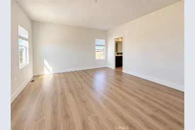 32425 Weber, Hemet, CA 92544 - Photo 8