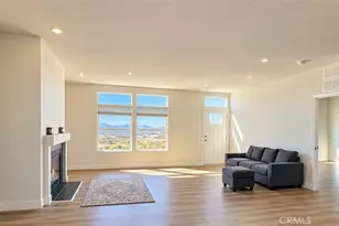 32425 Weber, Hemet, CA 92544 - Photo 6