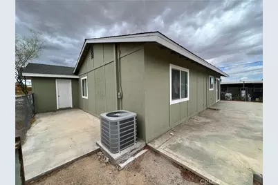 5447 Mariposa Avenue, 29 Palms MCB, CA 92277 - Photo 14