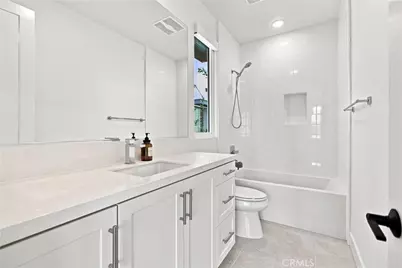 16311 Veterans, Tustin, CA 92782 - Photo 34