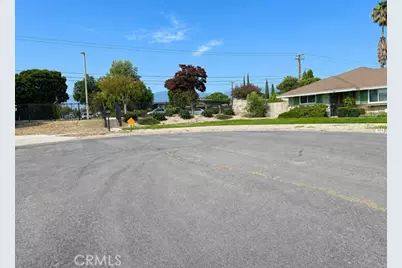 1570 N Pine, Rialto, CA 92376 - Photo 4