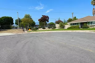 1570 N Pine, Rialto, CA 92376 - Photo 6