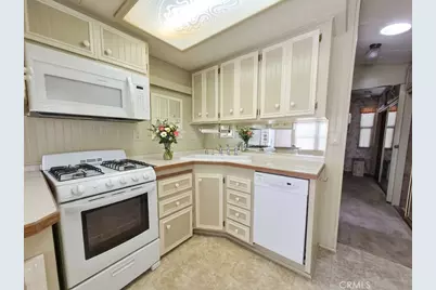 1295 S Cawston #38, Hemet, CA 92545 - Photo 4