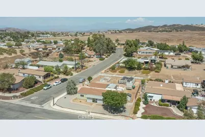 34608 The Farm Road, Wildomar, CA 92595 - Photo 4