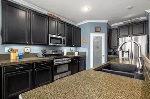 32128 Chagall Ct, Winchester, CA 92596 - Photo 12