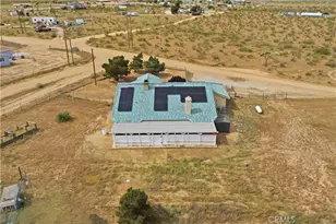 12035 Barbet, Phelan, CA 92371 - Photo 4