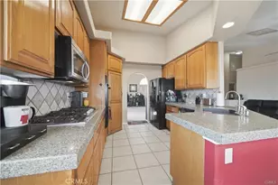 12035 Barbet, Phelan, CA 92371 - Photo 2