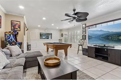 9228 Hawthorne Avenue, Riverside, CA 92503 - Photo 6
