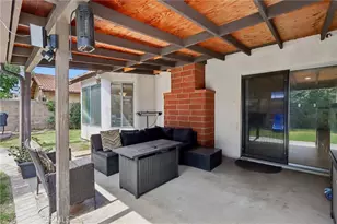 9228 Hawthorne Ave, Riverside, CA 92503 - Photo 34