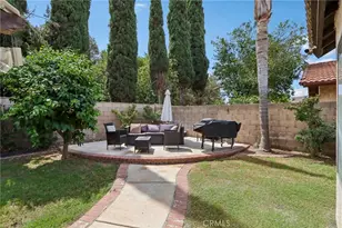 9228 Hawthorne Ave, Riverside, CA 92503 - Photo 40