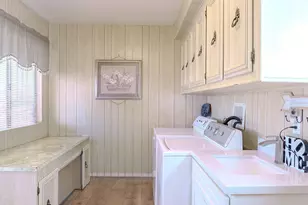 554 Castille, Hemet, CA 92543 - Photo 14