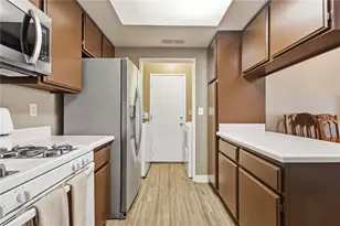 27905 Hillpointe Dr, Menifee, CA 92585 - Photo 16