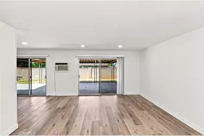 20317 Jersey, Lakewood, CA 90715 - Photo 6