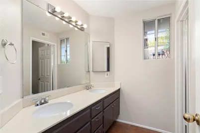 36194 Toulon, Murrieta, CA 92562 - Photo 16