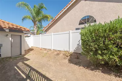 36194 Toulon, Murrieta, CA 92562 - Photo 30