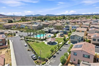 30108 Arroyo Springs, Murrieta, CA 92563 - Photo 44