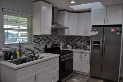 16262 Ivy Avenue, Fontana, CA 92335 - Photo 8