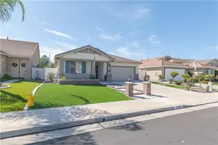 30299 Mondavi, Murrieta, CA 92563 - Photo 2
