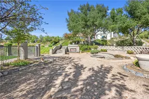 41999 Altanos Rd, Temecula, CA 92592 - Photo 44