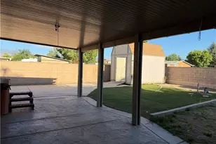 42077 Faith Dr, Hemet, CA 92544 - Photo 16