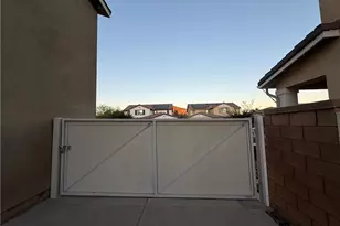35615 Athena Ct, Winchester, CA 92596 - Photo 10