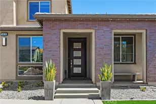 34830 Heartland, Murrieta, CA 92563 - Photo 2