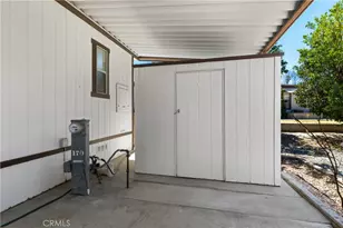 1300 W Menlo Ave, Hemet, CA 92543 - Photo 18