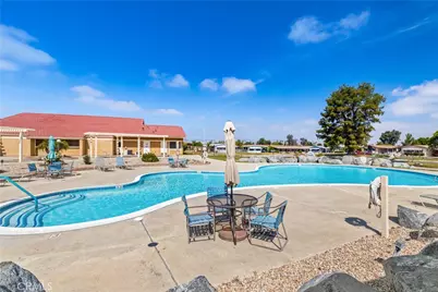 1300 W Menlo Avenue #170, Hemet, CA 92543 - Photo 36