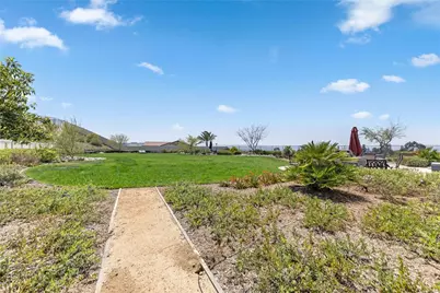 7631 Capstone Court, Riverside, CA 92506 - Photo 36